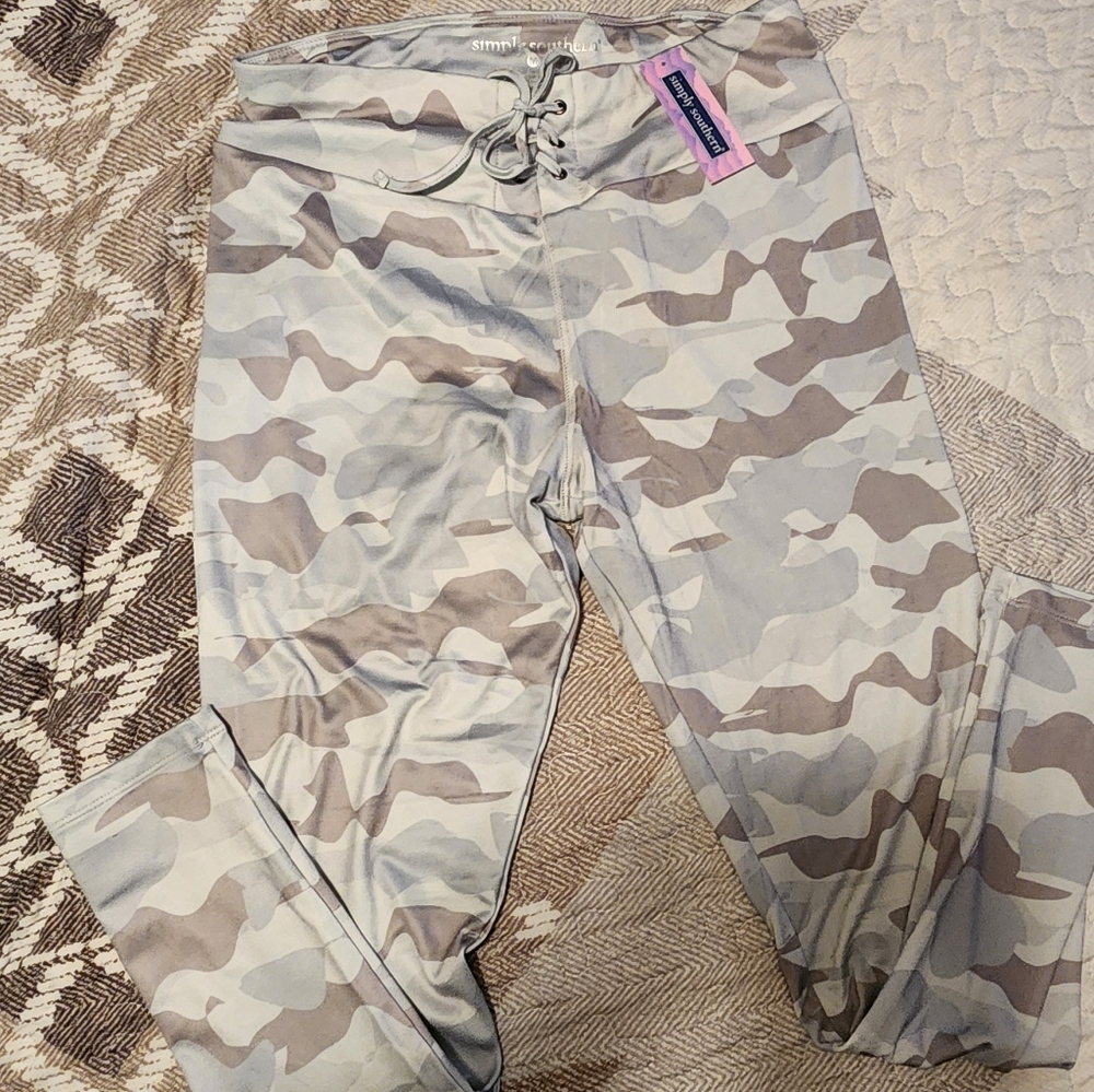Simply southern lace up leggings camo